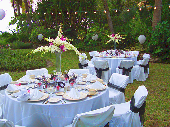 Morton's Garden Wedding